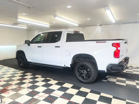 Used 2023 Chevrolet Silverado 1500 LT Trail Boss AWD/4WD image 8