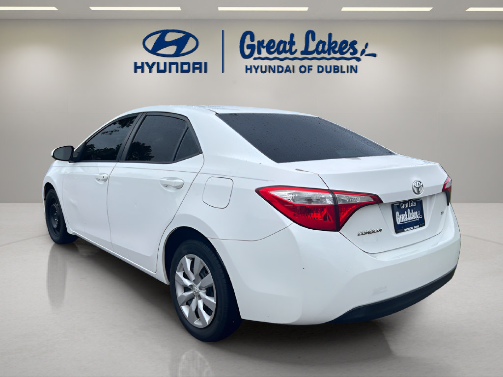 Used 2014 Toyota Corolla LE FWD image 3