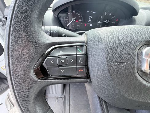 Used 2024 RAM ProMaster 2500 w/ Convenience Group FWD image 15