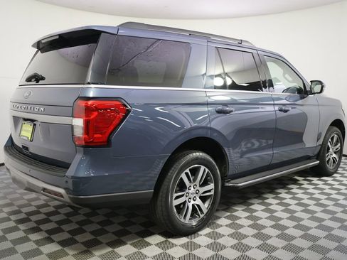 Used 2022 Ford Expedition XLT AWD/4WD image 7