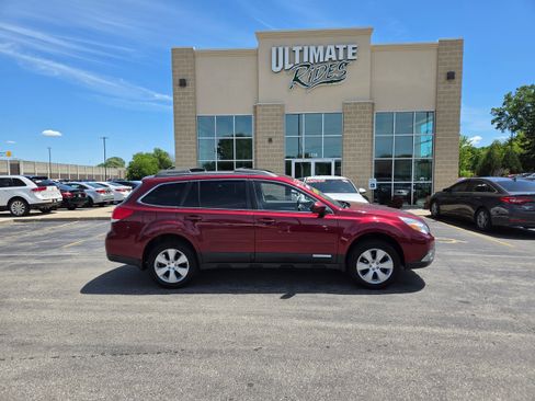 Used 2012 Subaru Outback 2.5i Premium AWD/4WD image 1