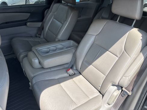 Used 2011 Honda Odyssey Touring image 17