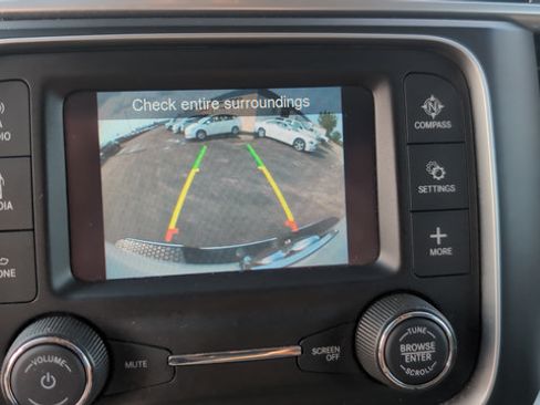 Used 2021 RAM 1500 Classic SLT AWD/4WD image 15