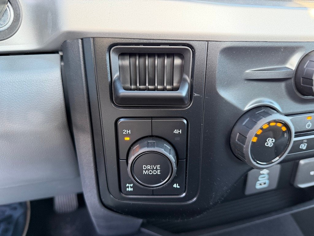 New 2025 Ford F350 XL w/ STX Appearance Package AWD/4WD image 16
