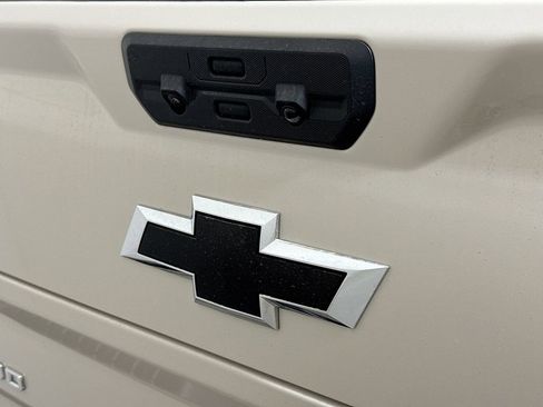 New 2026 Chevrolet Silverado 1500 ZR2 AWD/4WD image 18