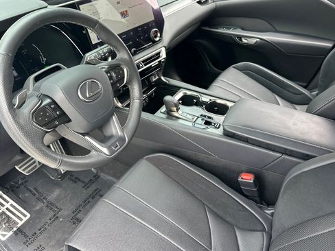 Certified 2024 Lexus RX 500h F Sport w/ Convenience Package AWD/4WD image 4