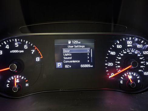 Used 2022 Kia Soul LX FWD image 16