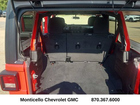 Used 2022 Jeep Wrangler Unlimited Sport AWD/4WD image 28