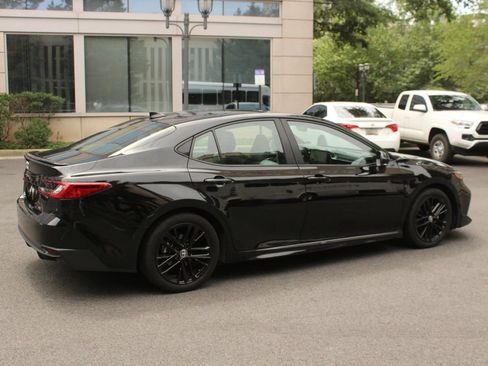 Used 2025 Toyota Camry SE w/ Multimedia Upgrade Package FWD image 6