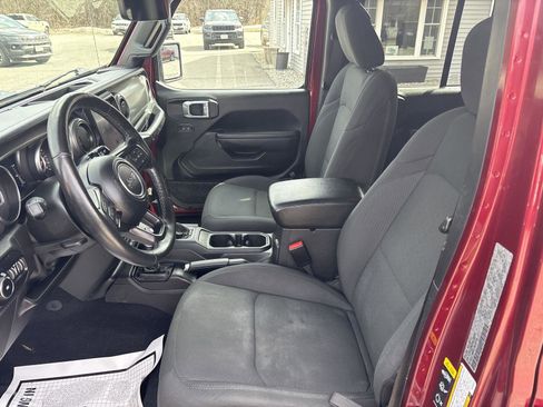 Used 2022 Jeep Wrangler Unlimited Sport w/ Sun And Sound Package image 13