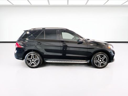 Used 2017 Mercedes-Benz GLE 400 4MATIC image 26