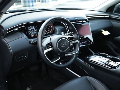 Used 2024 Hyundai Tucson Limited image 18