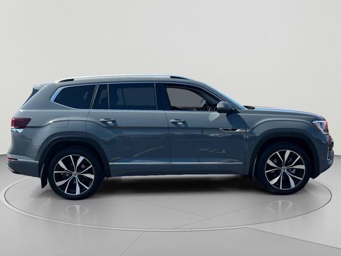 Used 2025 Volkswagen Atlas SEL Premium R-Line AWD/4WD image 6