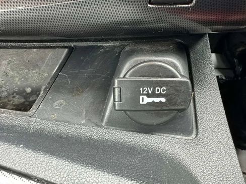 Used 2013 Dodge Challenger SXT Plus image 38