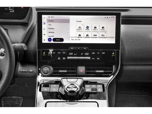 Used 2023 Subaru Solterra AWD image 7