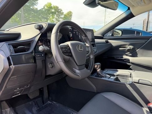Used 2022 Lexus ES 350 w/ Premium Package image 9