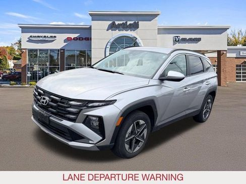 Used 2025 Hyundai Tucson SEL AWD/4WD image 4
