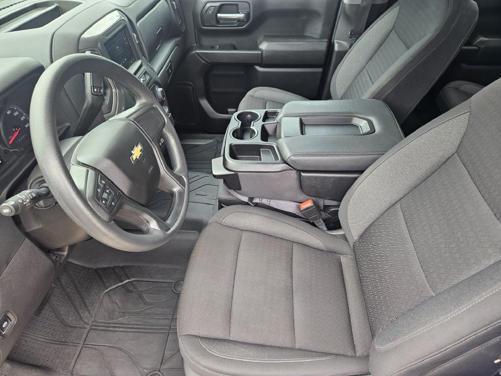 Used 2025 Chevrolet Silverado 1500 Custom RWD image 13