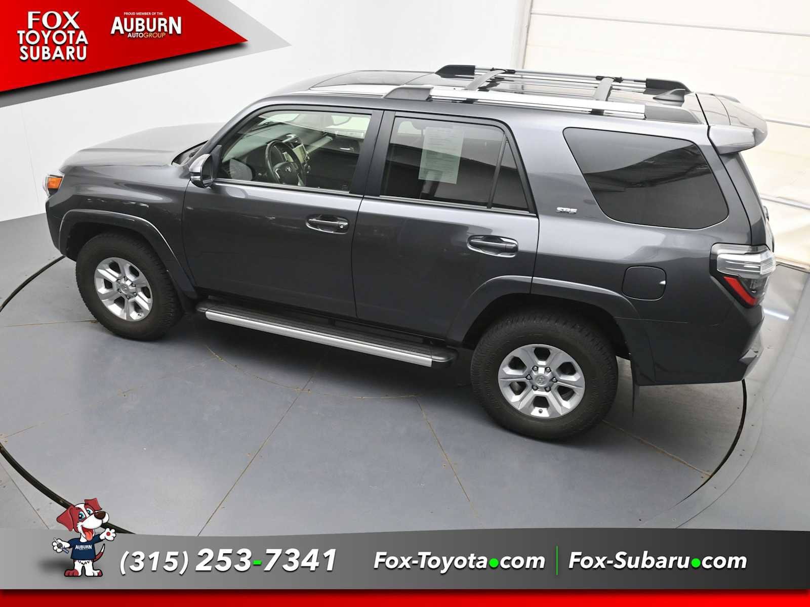 Used 2020 Toyota 4Runner SR5 Premium w/ Moonroof Package AWD/4WD image 34