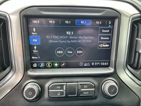 Used 2020 Chevrolet Silverado 1500 LT Trail Boss AWD/4WD image 13