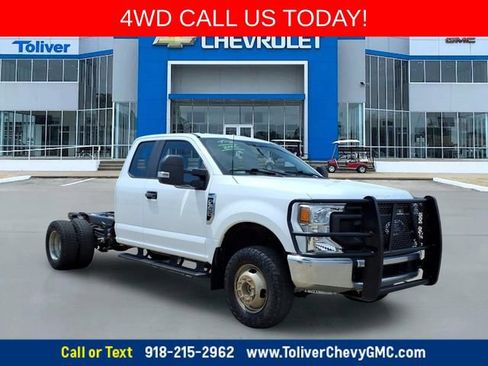 Used 2022 Ford F350 XL w/ Power Equipment Group AWD/4WD image 1