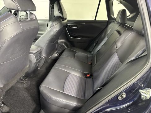 Used 2020 Toyota RAV4 XSE w/ XSE Grade Weather Package AWD/4WD image 24