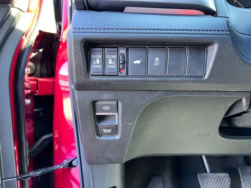 Used 2025 Honda Odyssey Sport-L image 23