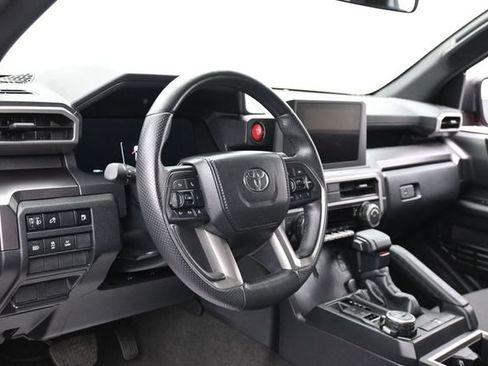 Used 2025 Toyota 4Runner TRD Sport Premium AWD/4WD image 15