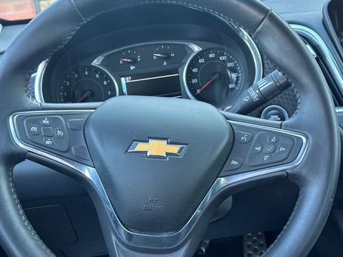 Used 2016 Chevrolet Malibu LT image 16