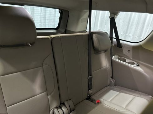 Used 2017 Chevrolet Suburban LT w/ LT Signature Package image 13