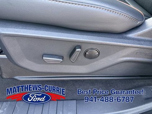 New 2026 Ford F250 Lariat w/ Black Appearance Package AWD/4WD image 11