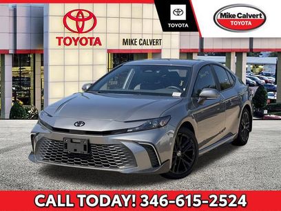 Used 2026 Toyota Camry SE w/ Convenience Package