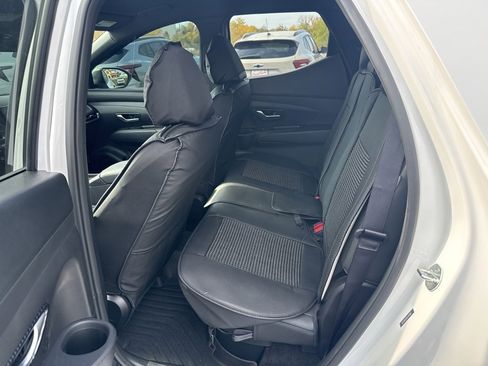 Used 2025 Hyundai Santa Cruz SEL image 52