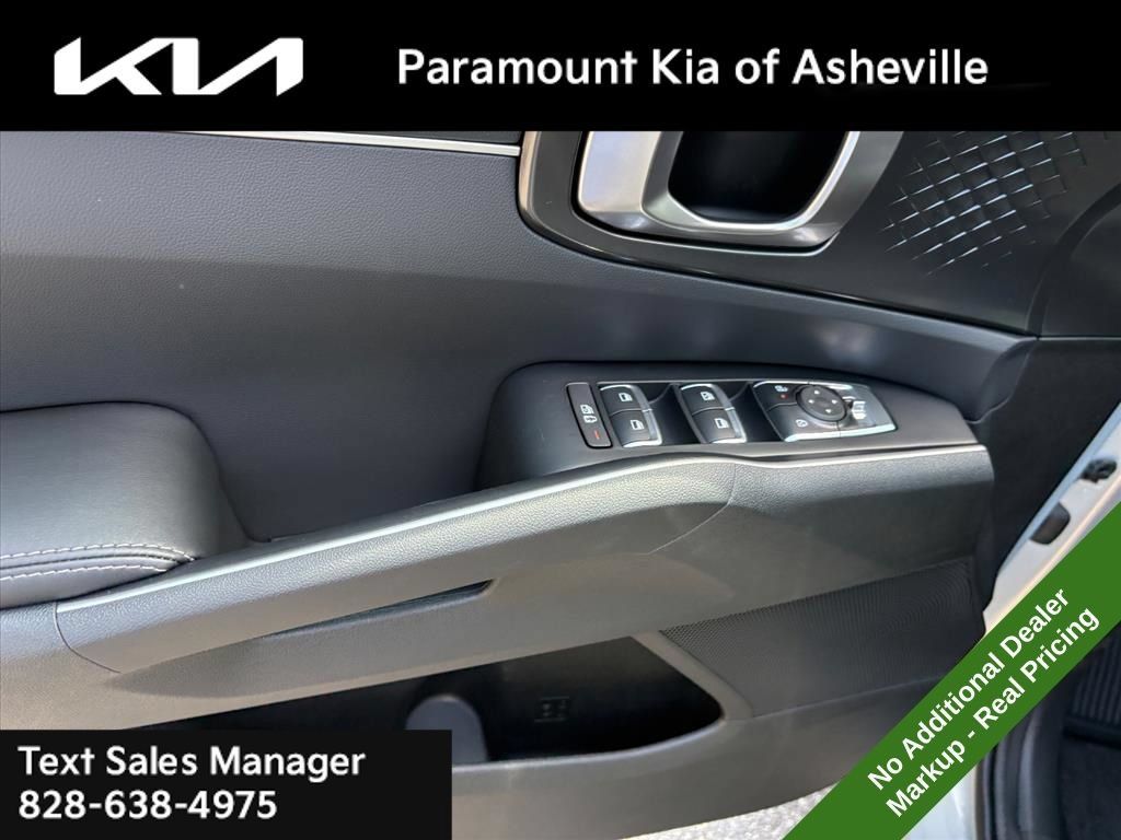 New 2026 Kia Sorento S FWD image 26