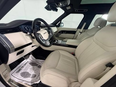 Used 2025 Land Rover Range Rover Long Wheelbase SE AWD/4WD image 13