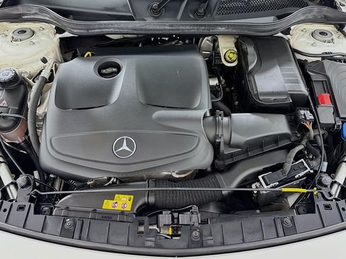 Certified 2019 Mercedes-Benz GLA 250 image 10