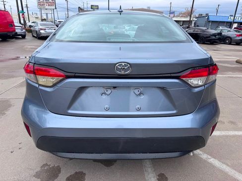 Used 2021 Toyota Corolla LE FWD image 24