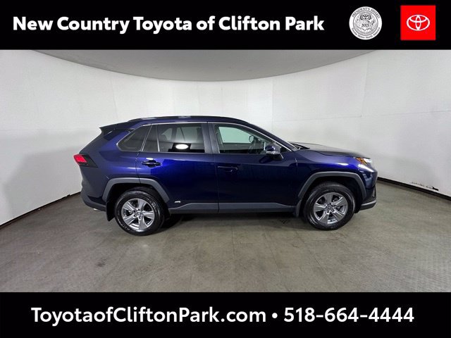 Used 2023 Toyota RAV4 XLE w/ Convenience Package AWD/4WD image 8