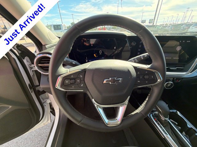 Used 2025 Chevrolet Trax ACTIV w/ Driver Confidence Package FWD image 42