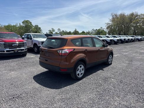 Used 2017 Ford Escape S image 5