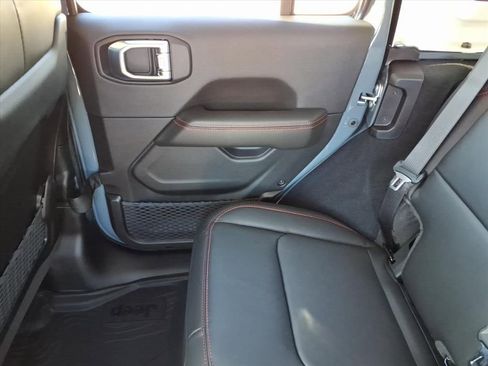 New 2026 Jeep Wrangler Unlimited Rubicon image 33