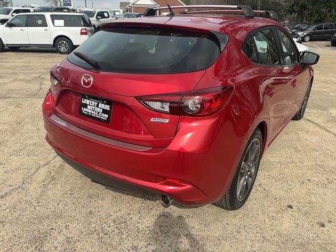Used 2018 MAZDA MAZDA3 Touring image 5