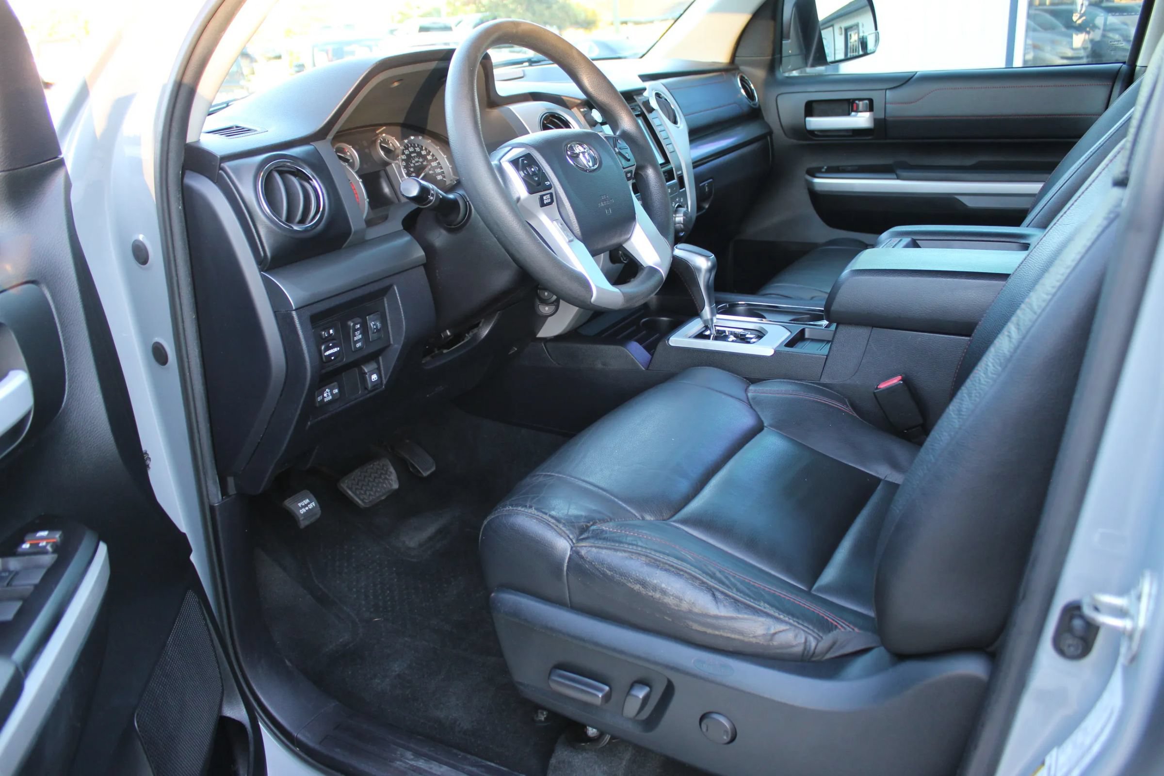 Used 2017 Toyota Tundra TRD Pro AWD/4WD image 12
