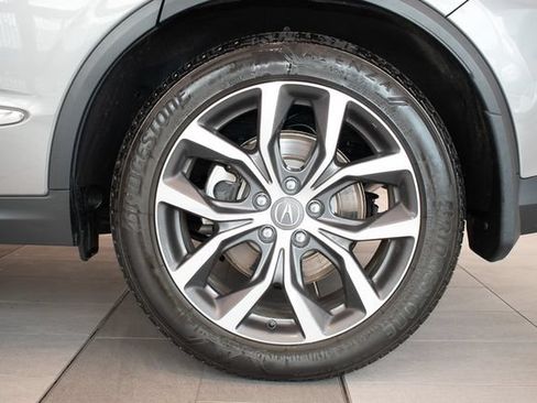Used 2024 Acura MDX SH-AWD w/ Technology Package image 9