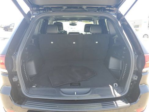 Used 2022 Jeep Grand Cherokee Laredo X AWD/4WD image 8