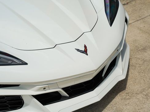 Used 2025 Chevrolet Corvette E-Ray w/ ZER Performance Package AWD/4WD image 4