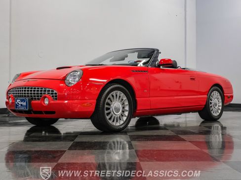 Used 2004 Ford Thunderbird RWD image 25