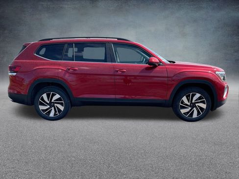 New 2025 Volkswagen Atlas SE image 32