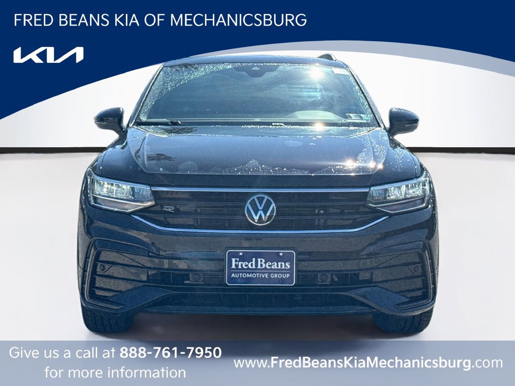 Used 2024 Volkswagen Tiguan SE R-Line AWD/4WD image 2