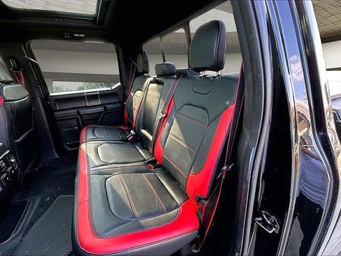 Used 2018 Ford F150 Lariat w/ Equipment Group 502A Luxury AWD/4WD image 23
